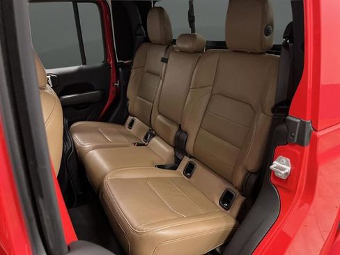 Used 2022 Jeep Gladiator Overland w/ Popular Equipment Package image 30