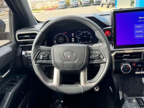Used 2025 Toyota Tacoma TRD Sport image 51