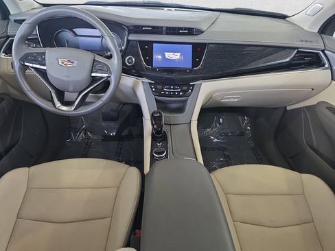 Certified 2023 Cadillac XT6 Premium Luxury w/ LPO, Floor Liner Package AWD/4WD image 9