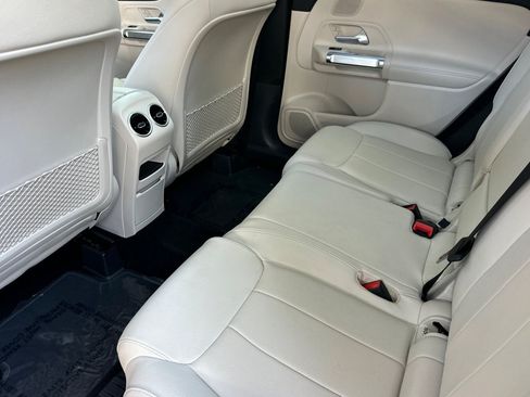 Certified 2026 Mercedes-Benz GLB 250 image 31