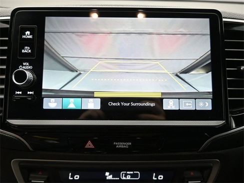 Used 2025 Honda Ridgeline TrailSport+ image 3