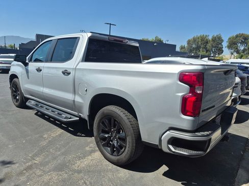 Used 2020 Chevrolet Silverado 1500 Custom w/ Custom Value Package RWD image 5
