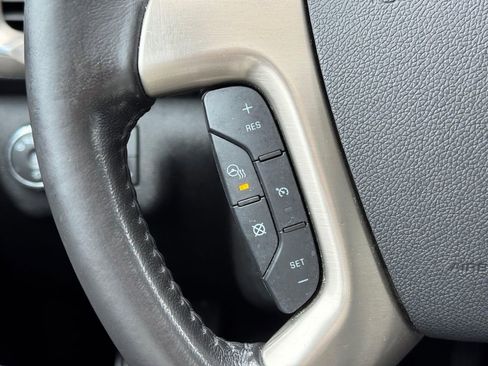 Used 2016 GMC Acadia Denali image 29