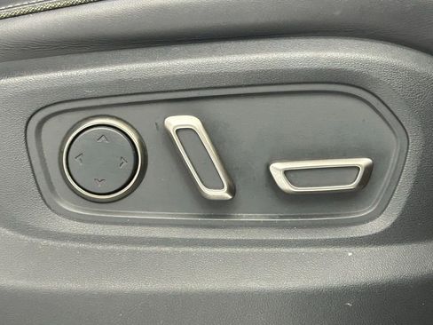 Used 2023 Rivian R1T Adventure image 11