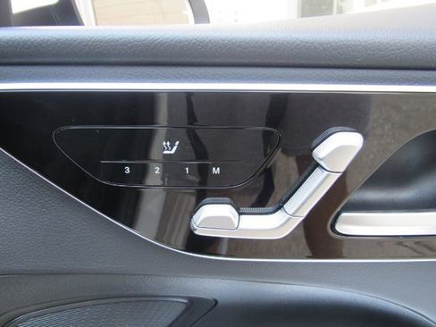 Used 2022 Mercedes-Benz C 300 Sedan image 23