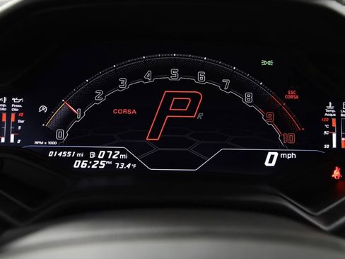 Used 2023 Lamborghini Huracan EVO image 29