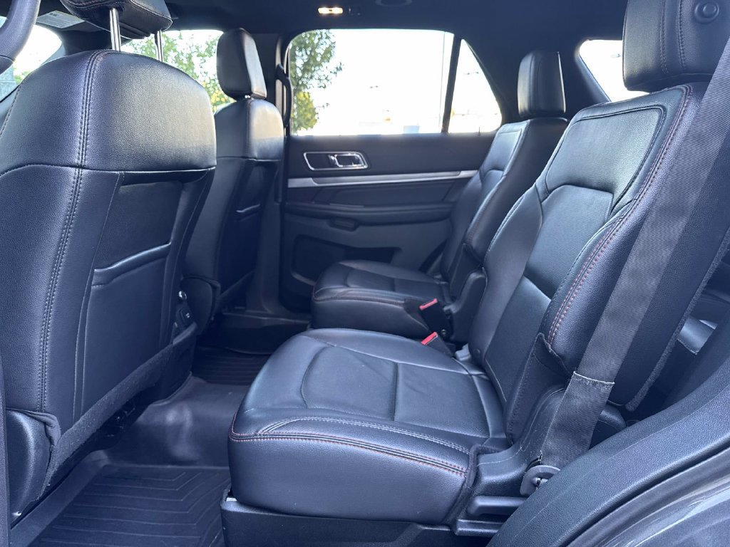 Used 2019 Ford Explorer Sport w/ Equipment Group 401A AWD/4WD image 15