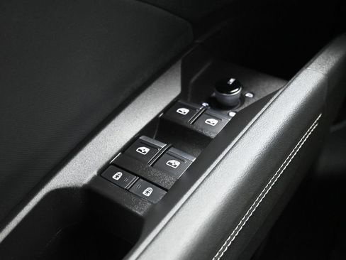 Used 2024 Audi Q4 e-tron Premium Plus w/ Premium Plus image 15