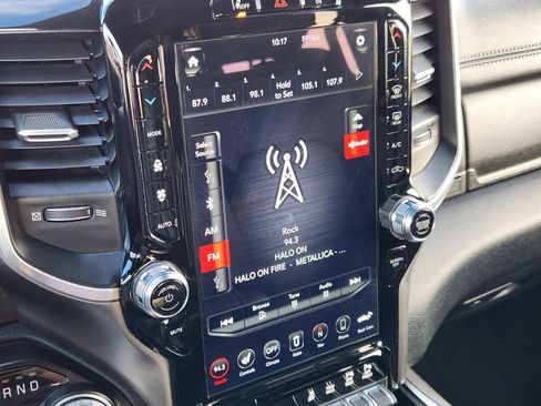 Used 2020 RAM 1500 Laramie image 20