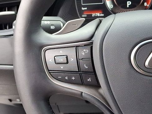 Used 2024 Lexus ES 350 w/ Premium Package image 27