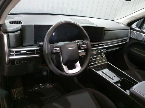 Used 2025 Hyundai Santa Fe SE FWD image 17