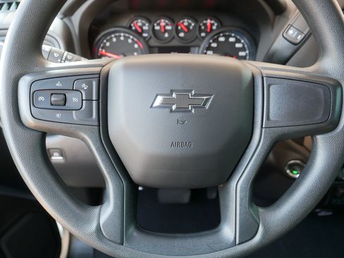 Used 2025 Chevrolet Silverado 1500 Custom Trail Boss w/ Turbomax Blackout Package AWD/4WD image 25