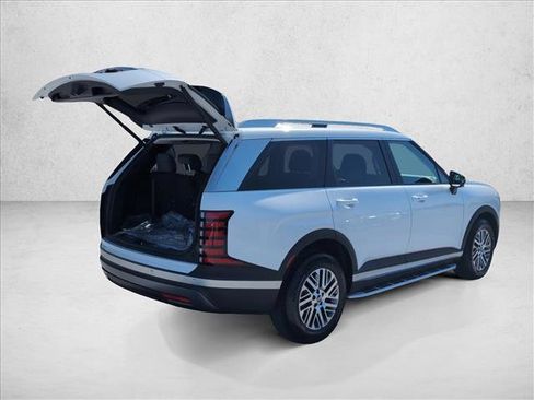 New 2026 Hyundai Palisade SEL FWD image 2