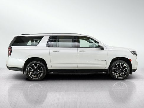 Used 2023 Chevrolet Suburban RST w/ Luxury Package AWD/4WD image 6