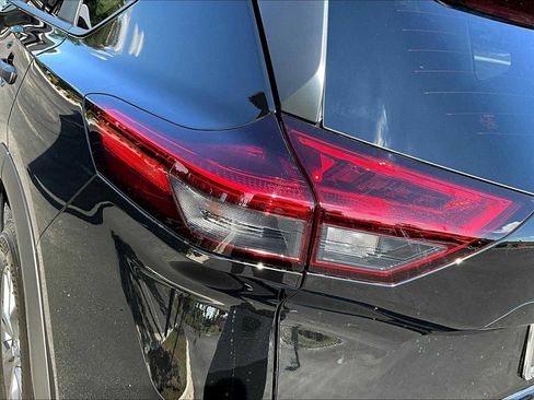 New 2026 Nissan Rogue S image 14