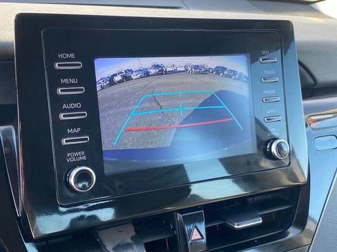 Used 2023 Toyota Camry SE image 10