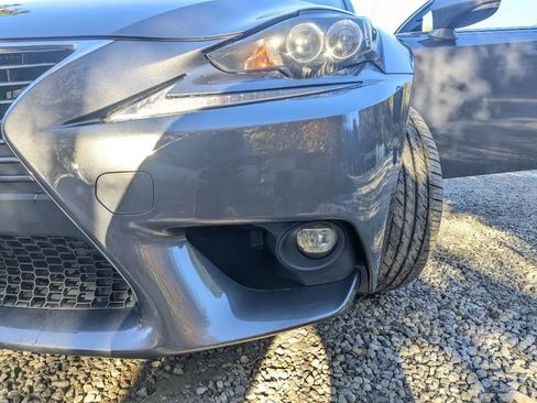 Used 2015 Lexus IS 350 AWD w/ Navigation System Package image 10