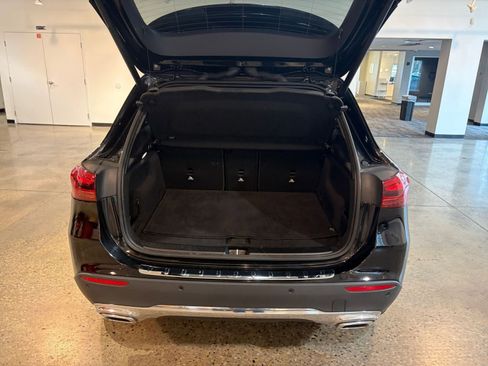 Used 2025 Mercedes-Benz GLA 250 4MATIC image 31