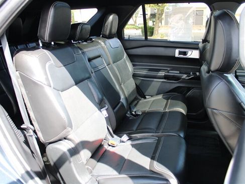 Used 2022 Ford Explorer ST w/ Equipment Group 401A AWD/4WD image 29