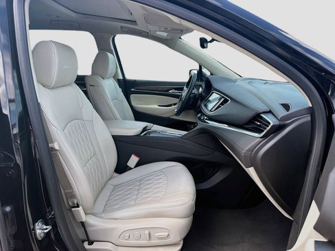 Used 2024 Buick Enclave Avenir w/ Avenir Technology Package FWD image 16