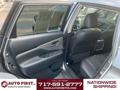 Used 2017 Nissan Murano Platinum w/ Platinum Technology Package FWD image 7