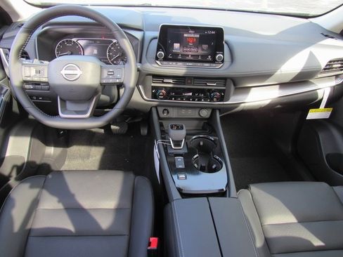 New 2026 Nissan Rogue SV image 9