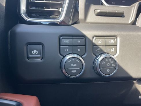 New 2026 GMC Sierra 2500 Denali Ultimate image 33