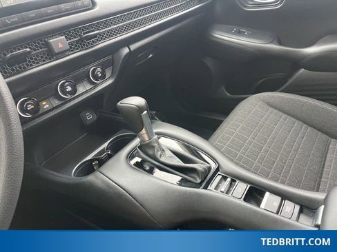 Used 2023 Honda HR-V LX image 33