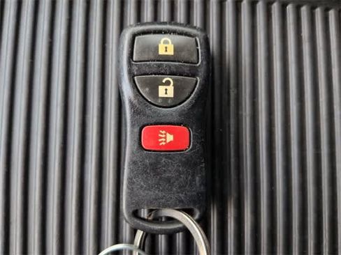 Used 2015 Nissan Titan PRO-4X w/ Pro-4x Luxury Package image 38