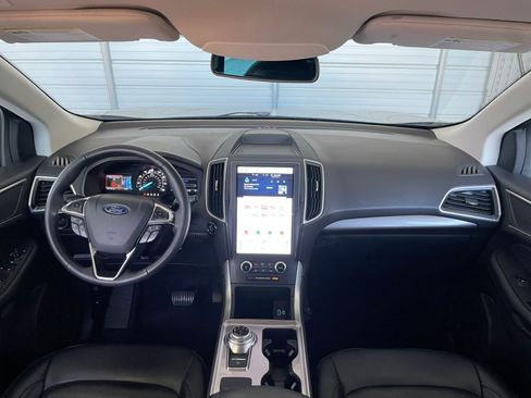 Used 2024 Ford Edge SEL image 33