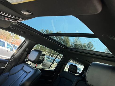 Used 2022 Jeep Wagoneer Series III w/ Premium Group I image 21