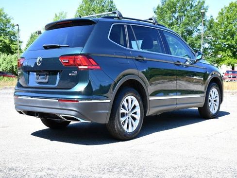 Used 2018 Volkswagen Tiguan SE w/ Panoramic Sunroof Package AWD/4WD image 7