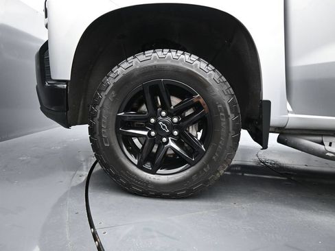 Used 2020 Chevrolet Silverado 1500 LT Trail Boss AWD/4WD image 29