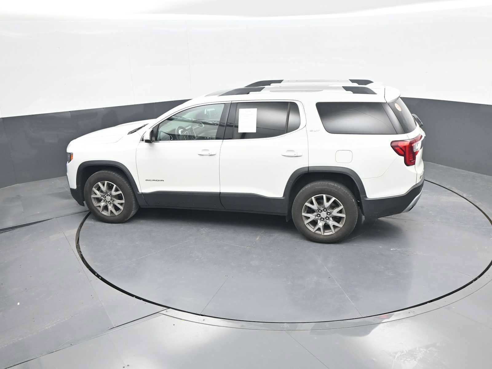 Used 2021 GMC Acadia SLT w/ LPO, Floor Liner Package AWD/4WD image 37