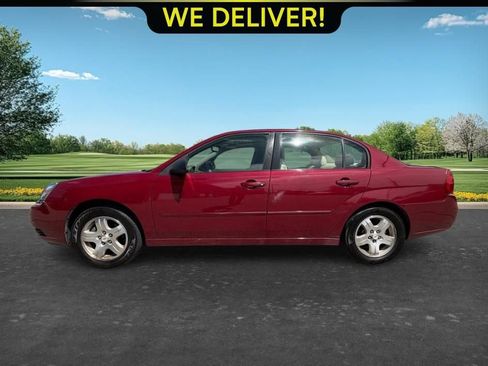 Used 2005 Chevrolet Malibu LT w/ Preferred Equipment Group FWD image 2
