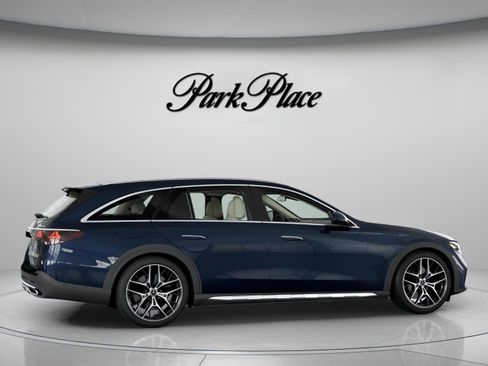 New 2026 Mercedes-Benz E 450 4MATIC All-Terrain Wagon image 24