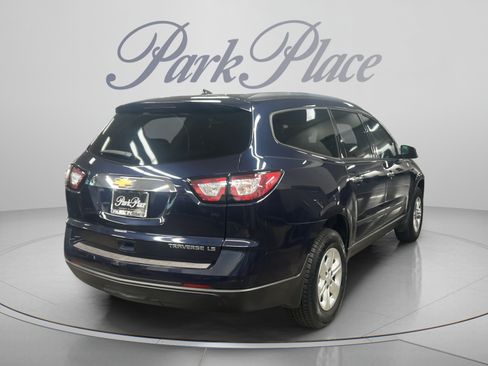 Used 2015 Chevrolet Traverse LS FWD image 5