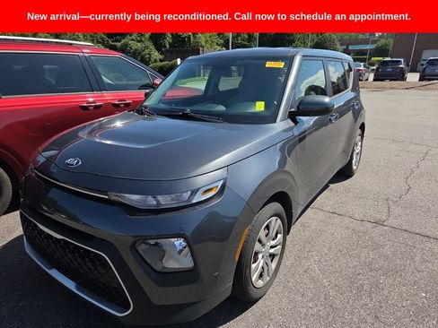 Used 2020 Kia Soul LX FWD image 3