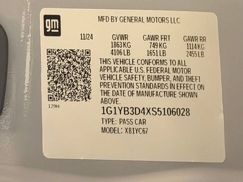 Used 2025 Chevrolet Corvette Stingray Preferred Conv w/ Battery Protection Package RWD image 25