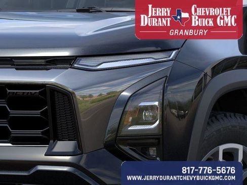 New 2026 Chevrolet Equinox ACTIV w/ Convenience Package III AWD/4WD image 12