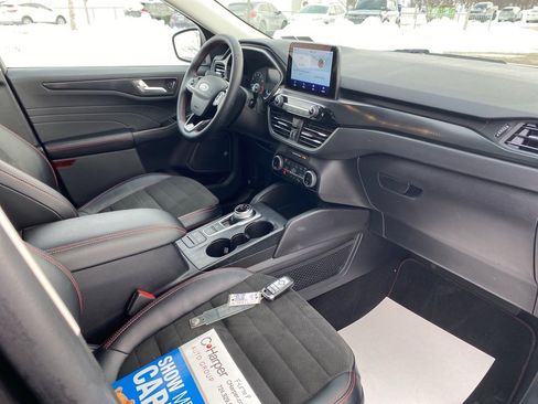 Used 2022 Ford Escape SEL w/ SEL Stealth AWD Package image 10