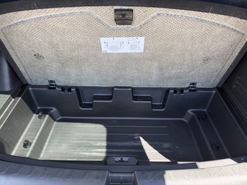 Certified 2023 Chevrolet Traverse LT FWD image 15