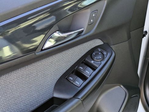 Used 2024 Chevrolet TrailBlazer LT image 12