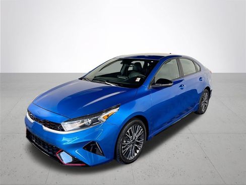Used 2023 Kia Forte GT-Line FWD image 2
