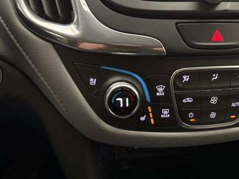 Used 2020 Chevrolet Equinox Premier image 43