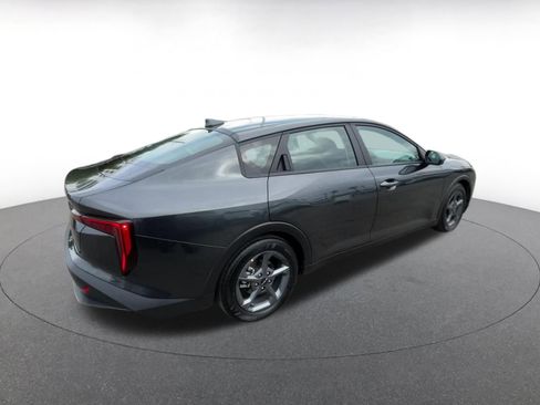 Used 2025 Kia K4 LXS image 15