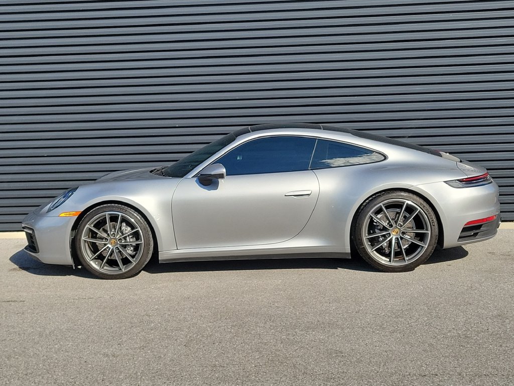 Certified 2024 Porsche 911 Carrera RWD image 2