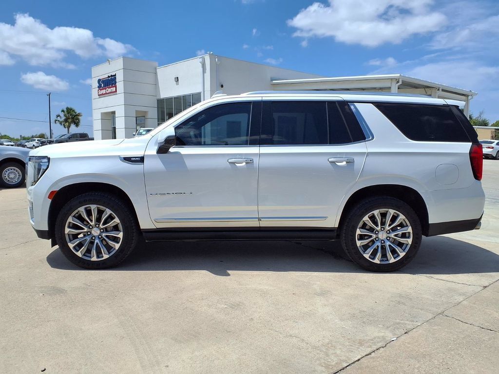 Used 2021 GMC Yukon Denali w/ Denali Ultimate Package RWD image 5