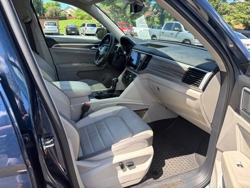 Used 2021 Volkswagen Atlas SEL Premium AWD/4WD image 6