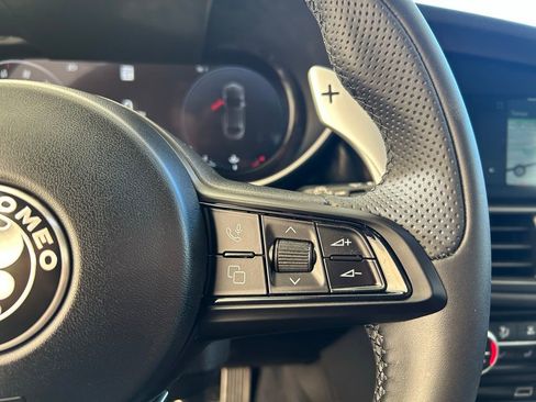 New 2025 Alfa Romeo Giulia image 34